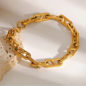 Love Aero Zyrah Gold Plated Chain Bracelet NEW